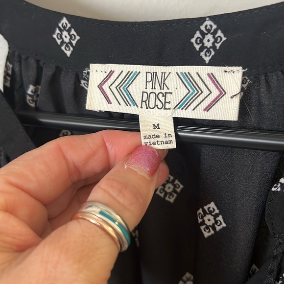 PINK ROSE - Picture 2 of 4